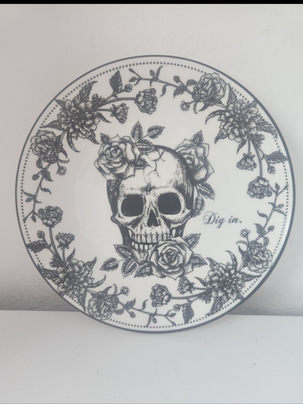 10 Strawberry Street Dig In 8 In Black & White Skull Rose Salad Plate Set Of 4